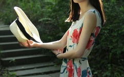 美女被抽插舔B到哭内射视频